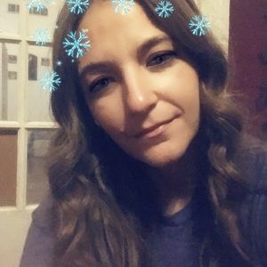 Meet your Posher, Elizabeth